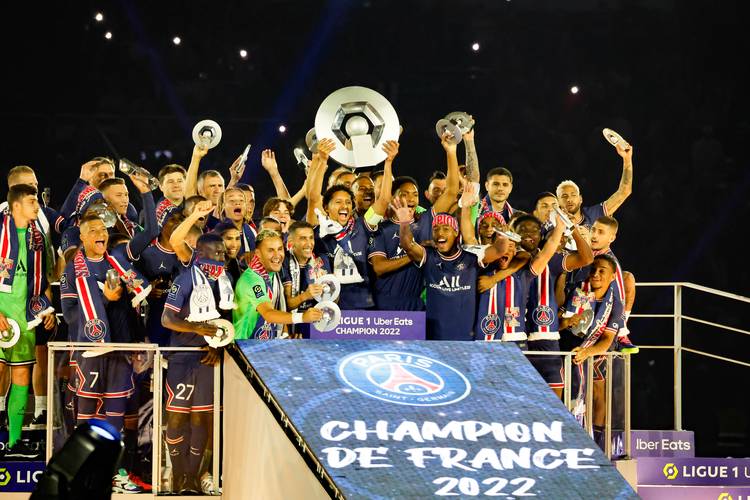 NBA战报：弗拉格35分8板，独行侠114-110险胜快船（NBA战报：弗拉格砍35分8板，独行侠114-110惊险击退快船）