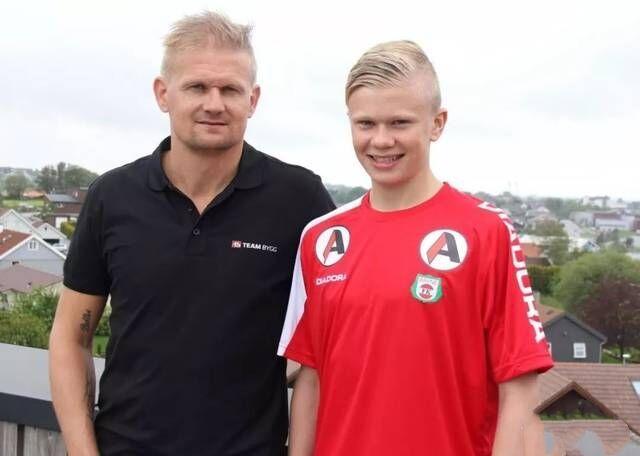 里程碑，弗拉泰西完成了代表国米的第100场比赛（弗拉泰西达成国米生涯第100场出场里程碑）