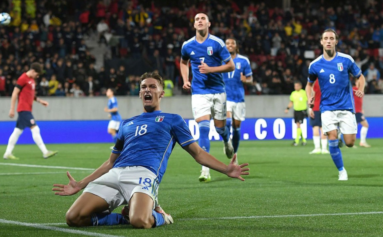 中足联公布联赛递补原则：中超仅降级2队和中甲三四名可递补（中足联发布联赛递补细则：中超仅降两队，中甲第3、第4可递补）