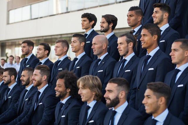 篮球NBA全明星投票球迷参与热情高（NBA全明星投票引爆球迷热情）