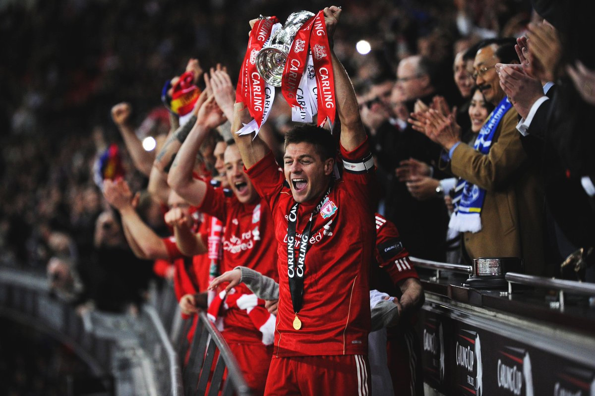 拜仁慕尼黑莱万帽子戏法再创纪录（莱万帽子戏法助拜仁再创纪录）