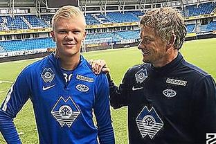 帮助宁波三年冲超，李霄鹏下岗再就业，教练团队薪资或高达千万（李霄鹏重返执教助宁波三年冲超，教练组薪酬或达千万级）