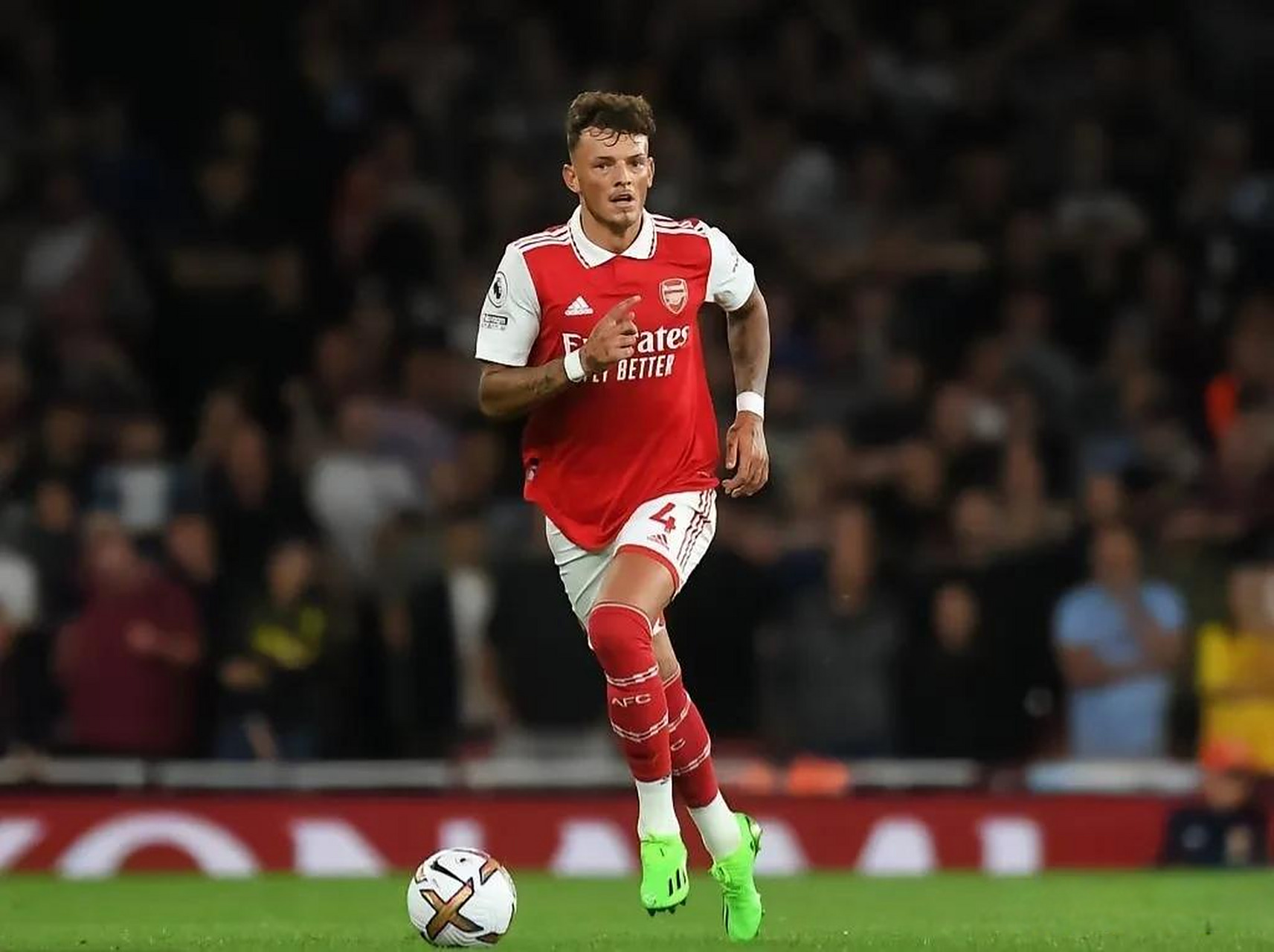 混团世界杯，孙颖莎真的好，把吉祥物送给了小妹妹，期待她的下次比赛（混团世界杯：孙颖莎暖心将吉祥物赠给小妹妹，期待她的下一场比赛）