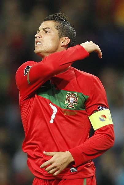 神户后卫：与申花的比赛并不轻松，感谢权田修一的扑点（神户后卫直言战申花不轻松，感谢权田修一扑出点球）