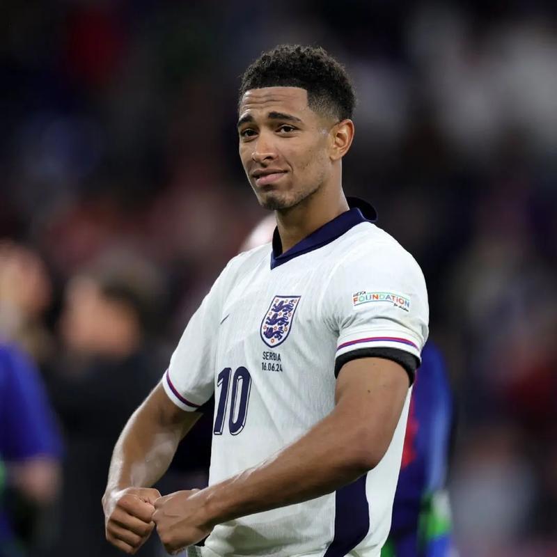 英超：曼城主场3-1击败布莱顿（英超战报：曼城主场3-1力克布莱顿）