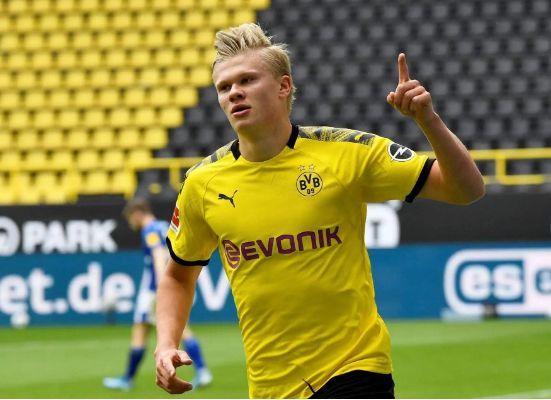 懂球帝12周年120大瞬间1／8决赛：重磅来袭，谁将通往八强？（懂球帝12周年120大瞬间16强开战：谁将跻身八强？）