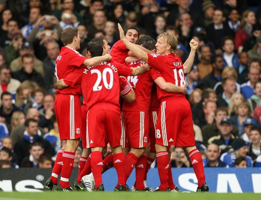 德甲前瞻：斯图加特欲报一箭之仇，拜仁防线需提升专注度（德甲前瞻：斯图加特力拼复仇，拜仁后防需提高注意力）