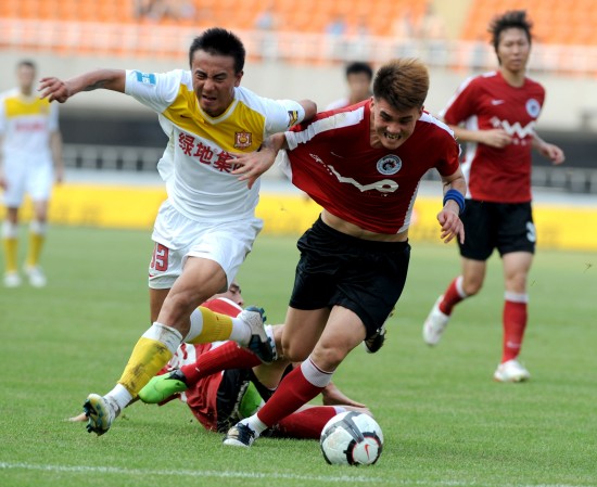 卡佩罗：米兰赢拉齐奥太费劲，在圣西罗他们应该始终主导比赛（卡佩罗：米兰拿下拉齐奥太吃力，在圣西罗应当一直占据主动）