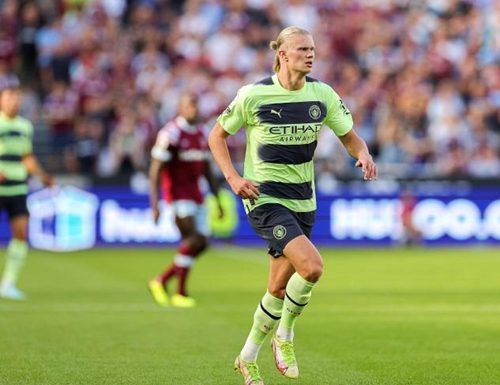 小贝：我希望梅西退役后住迈阿密，但他说只想住在诺坎普附近（小贝：盼梅西退役后来迈阿密安家，他却直言只想住在诺坎普附近）